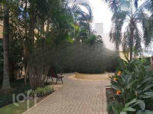 Image 44 - 889290