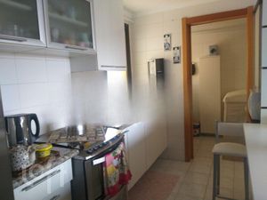 Image 31 - 889290