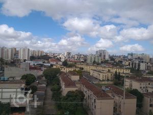 Image 21 - 889290