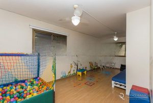 Image 66 - 889290