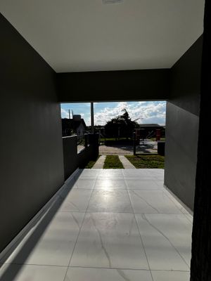 Image 15 - 889293