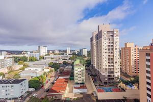 Image 4 - 889304