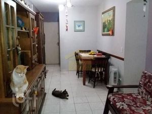 Image 11 - 889335