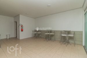 Image 29 - 889345