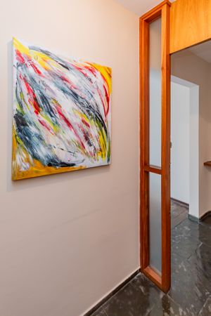 Image 33 - 889350