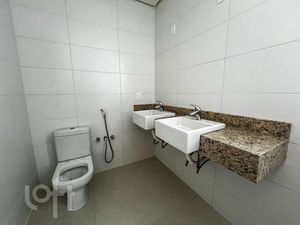 Image 14 - 889368