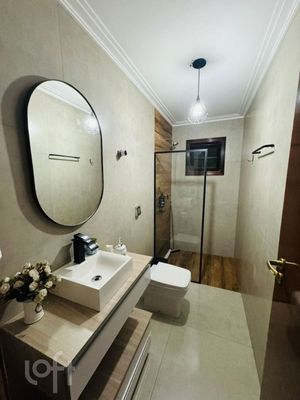Image 8 - 889371
