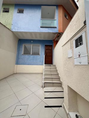 Image 13 - 889375