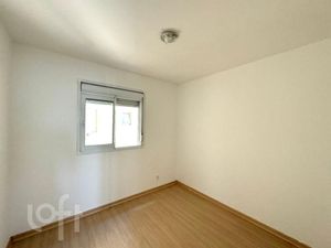 Image 8 - 889376