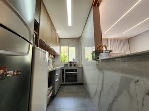 Image 8 - 889387