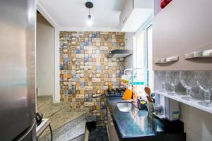 Image 4 - 889391