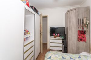 Image 12 - 889393