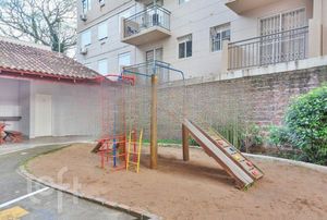 Image 16 - 889442
