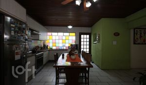 Image 8 - 889451