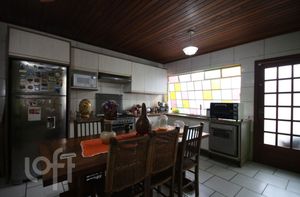 Image 7 - 889451