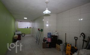 Image 35 - 889451
