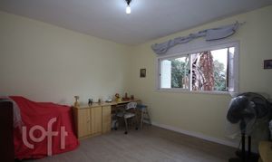 Image 25 - 889451
