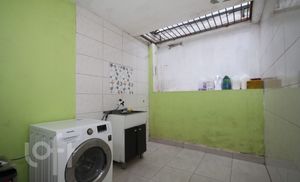 Image 34 - 889451