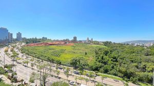Image 68 - 889452