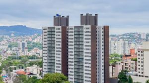 Image 44 - 889452