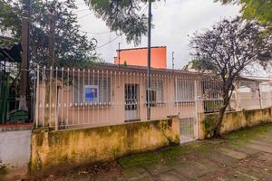 Image 36 - 889466