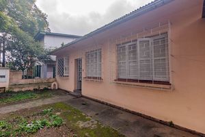 Image 30 - 889466