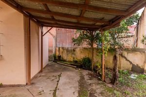 Image 29 - 889466