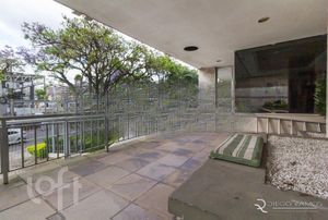 Image 43 - 889469