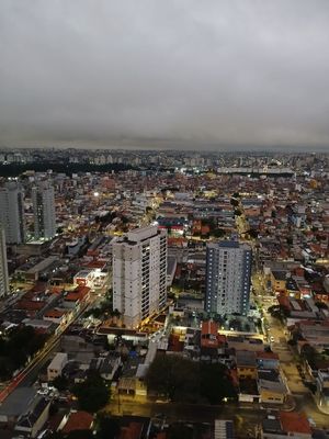 Image 18 - 889492