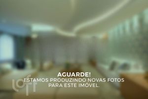 Image 7 - 889495