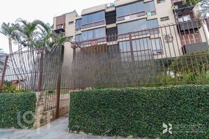 Image 8 - 889495