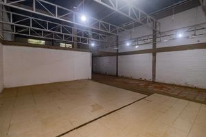 Image 16 - 889505