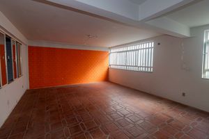 Image 34 - 889505