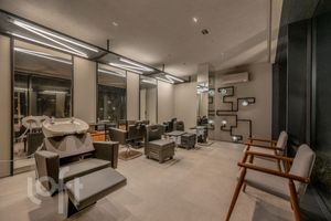 Image 10 - 889531