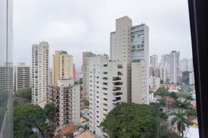Image 2 - 889532