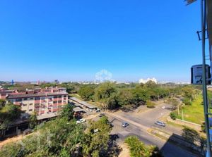 Image 11 - 889537