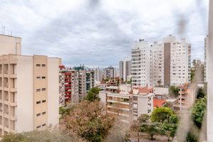 Image 23 - 889540