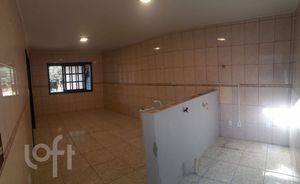 Image 12 - 889547