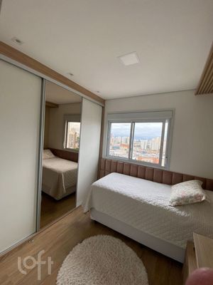 Image 17 - 889565