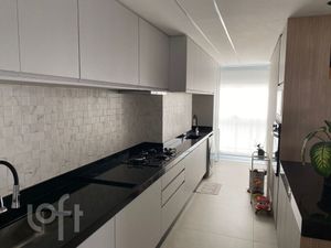 Image 8 - 889565