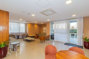 Image 65 - 889565