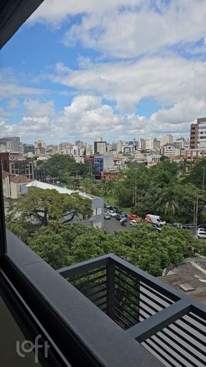 Image 25 - 889566