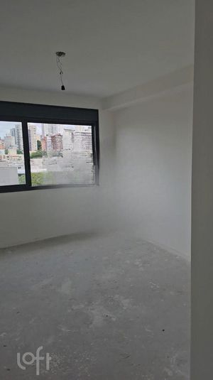 Image 13 - 889566