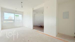 Image 15 - 889579