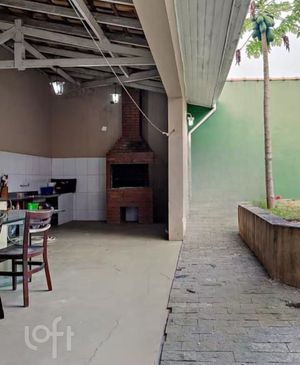 Image 22 - 889581