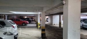 Image 7 - 889594