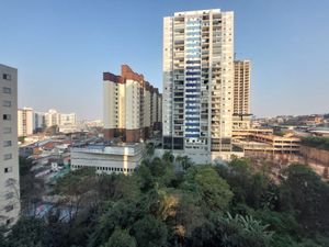 Image 22 - 889595