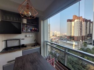 Image 9 - 889595