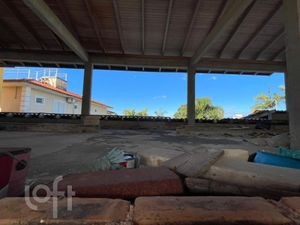 Image 26 - 889599