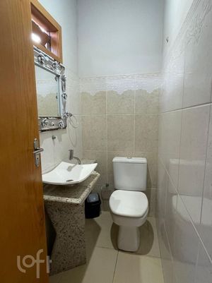 Image 13 - 889599